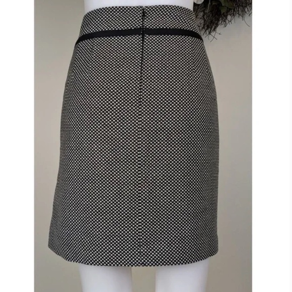 LOFT Black and White Tweed Mini Skirt - Picture 12 of 12